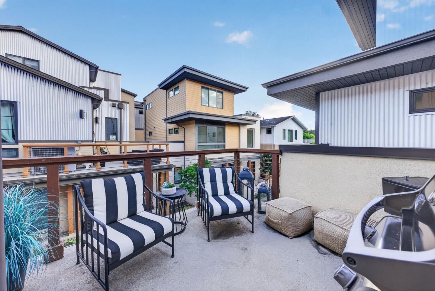 Detail Gallery Image 15 of 29 For 15016 Briggs Ct, Los Gatos,  CA 95032 - 2 Beds | 1/1 Baths