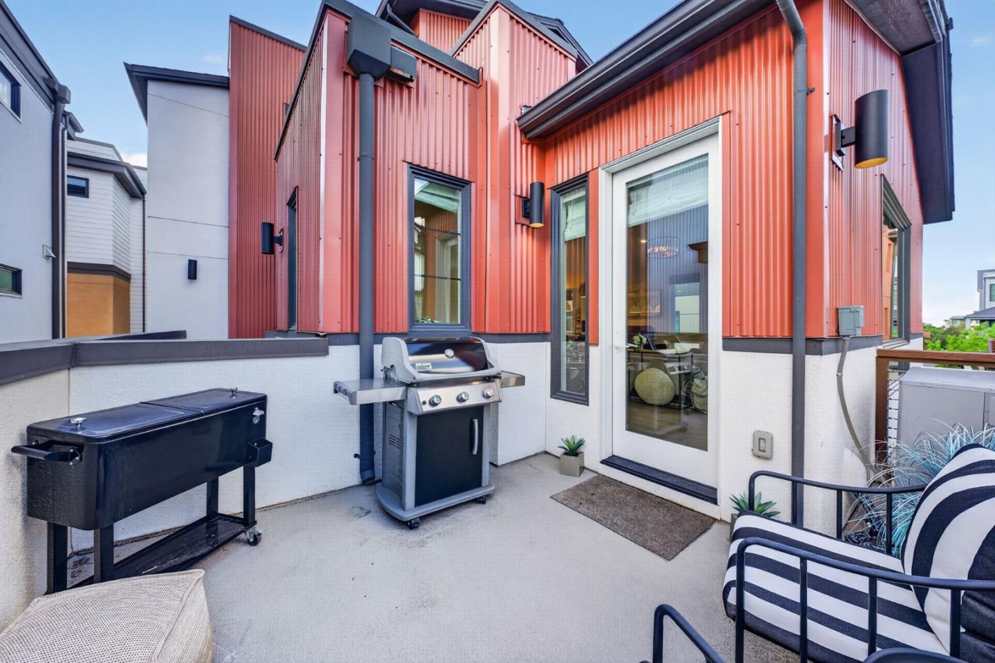 Detail Gallery Image 16 of 29 For 15016 Briggs Ct, Los Gatos,  CA 95032 - 2 Beds | 1/1 Baths