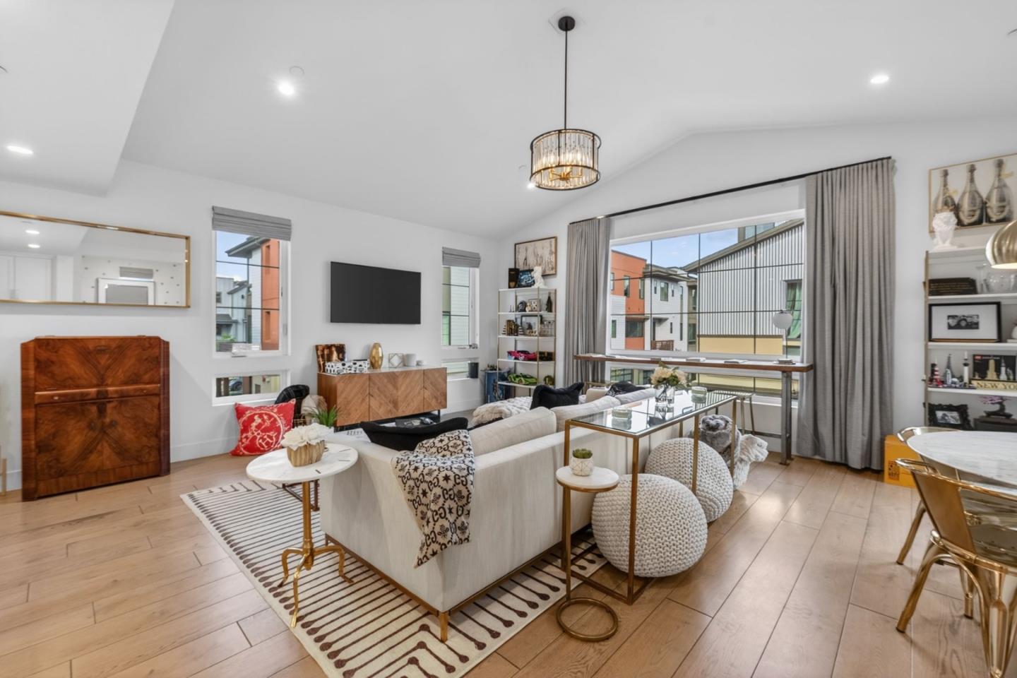 Detail Gallery Image 7 of 29 For 15016 Briggs Ct, Los Gatos,  CA 95032 - 2 Beds | 1/1 Baths