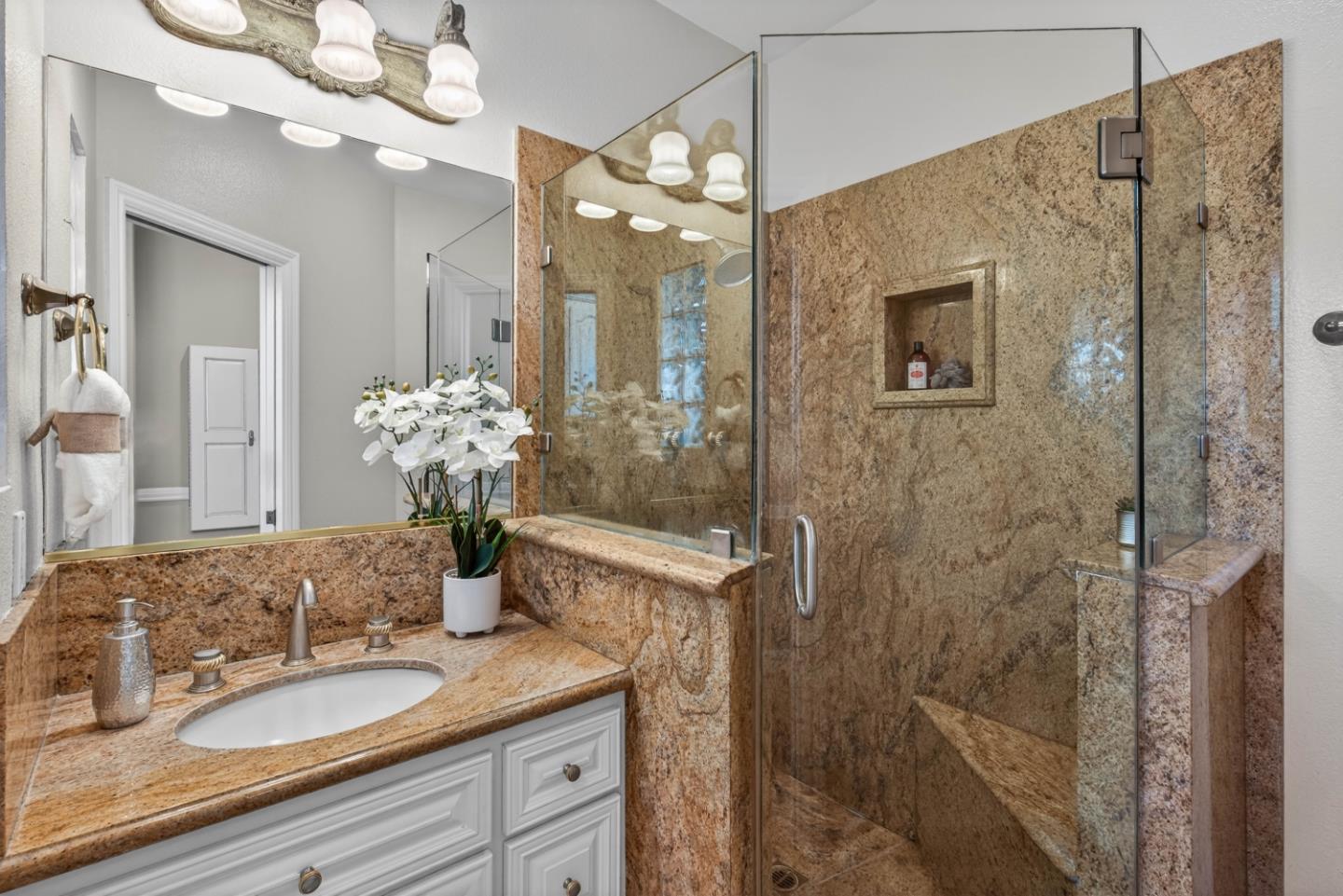 Detail Gallery Image 15 of 28 For 486 Hyde Park Dr, San Jose,  CA 95136 - 4 Beds | 3 Baths