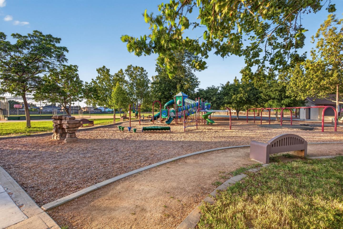 Detail Gallery Image 27 of 28 For 486 Hyde Park Dr, San Jose,  CA 95136 - 4 Beds | 3 Baths