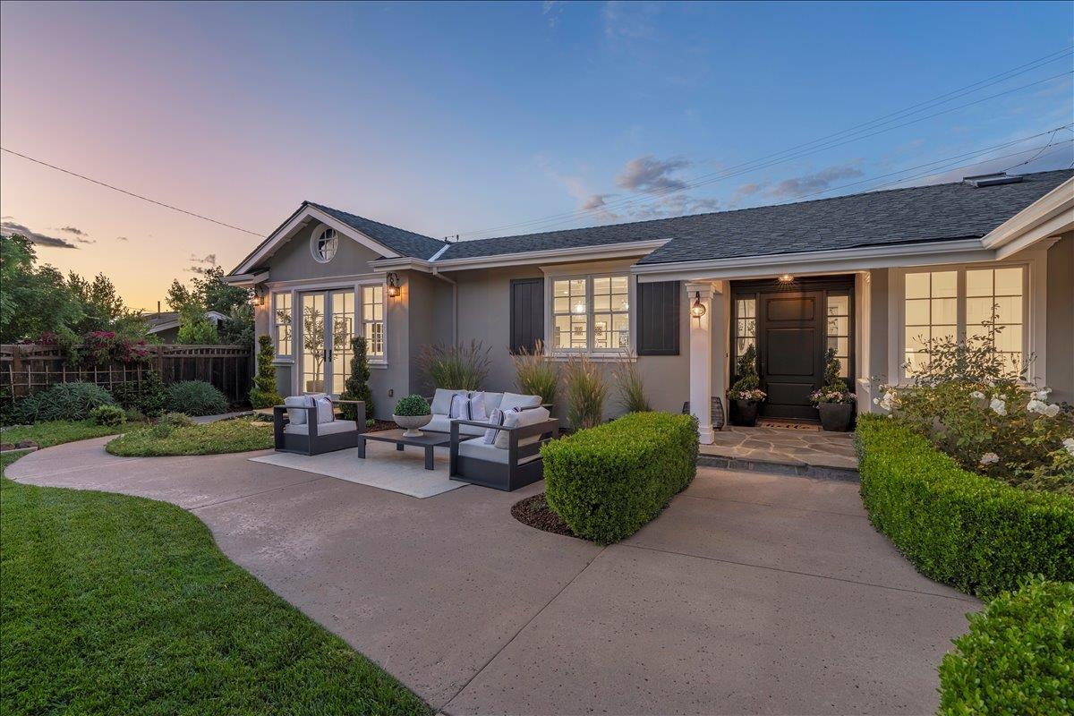 Detail Gallery Image 13 of 47 For 285 Marchmont Dr, Los Gatos,  CA 95032 - 4 Beds | 2/1 Baths