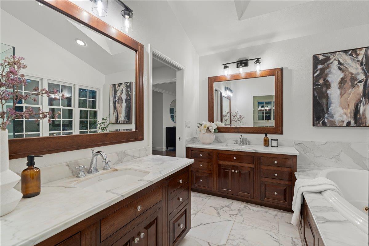 Detail Gallery Image 32 of 47 For 285 Marchmont Dr, Los Gatos,  CA 95032 - 4 Beds | 2/1 Baths