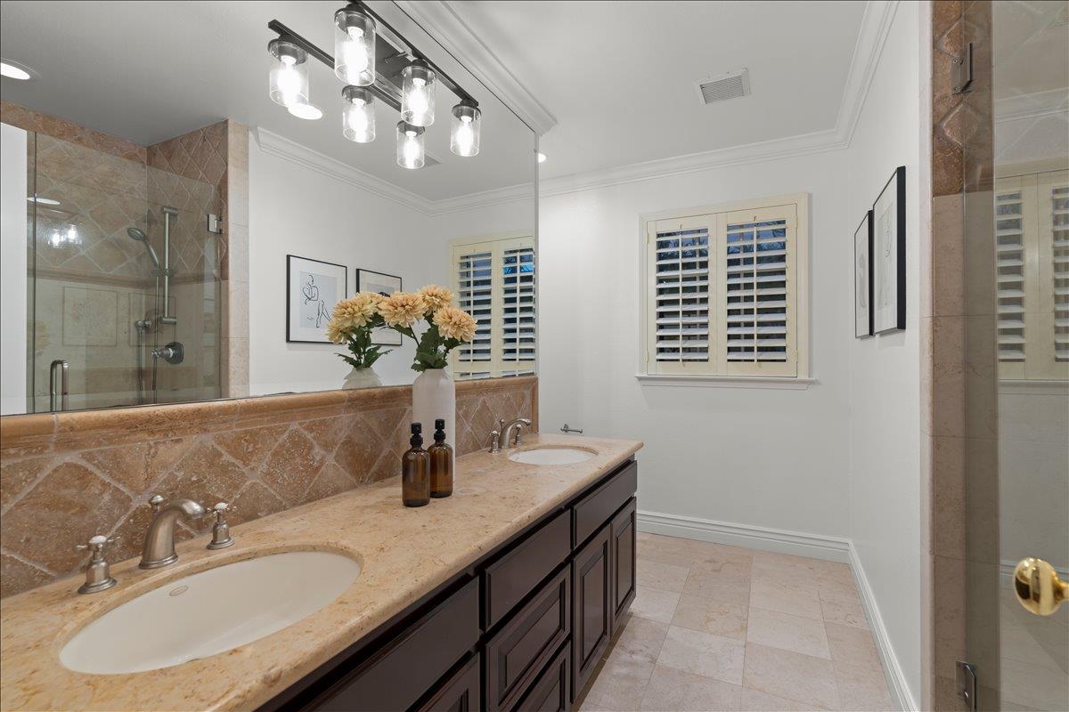 Detail Gallery Image 34 of 47 For 285 Marchmont Dr, Los Gatos,  CA 95032 - 4 Beds | 2/1 Baths