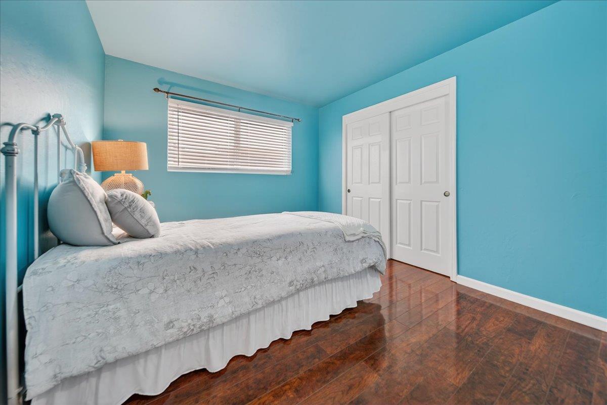 Detail Gallery Image 11 of 37 For 3248 Fitzgerald Cir, Marina,  CA 93933 - 5 Beds | 3 Baths