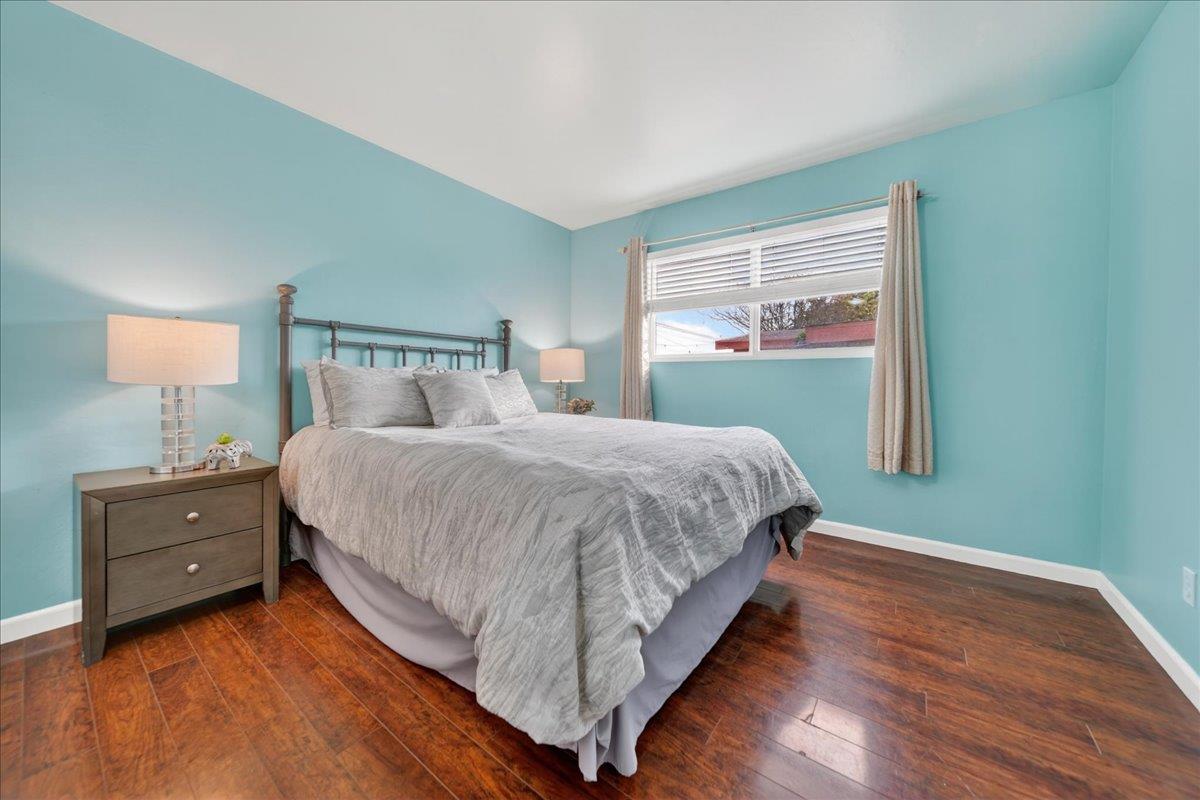 Detail Gallery Image 14 of 37 For 3248 Fitzgerald Cir, Marina,  CA 93933 - 5 Beds | 3 Baths