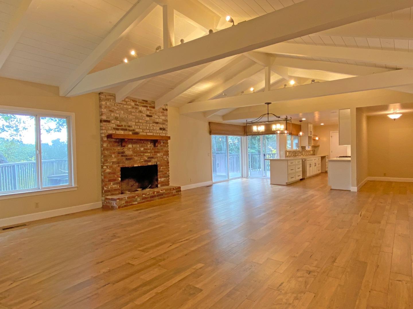 Detail Gallery Image 2 of 22 For 7 via Del Sol, Watsonville,  CA 95076 - 3 Beds | 2 Baths