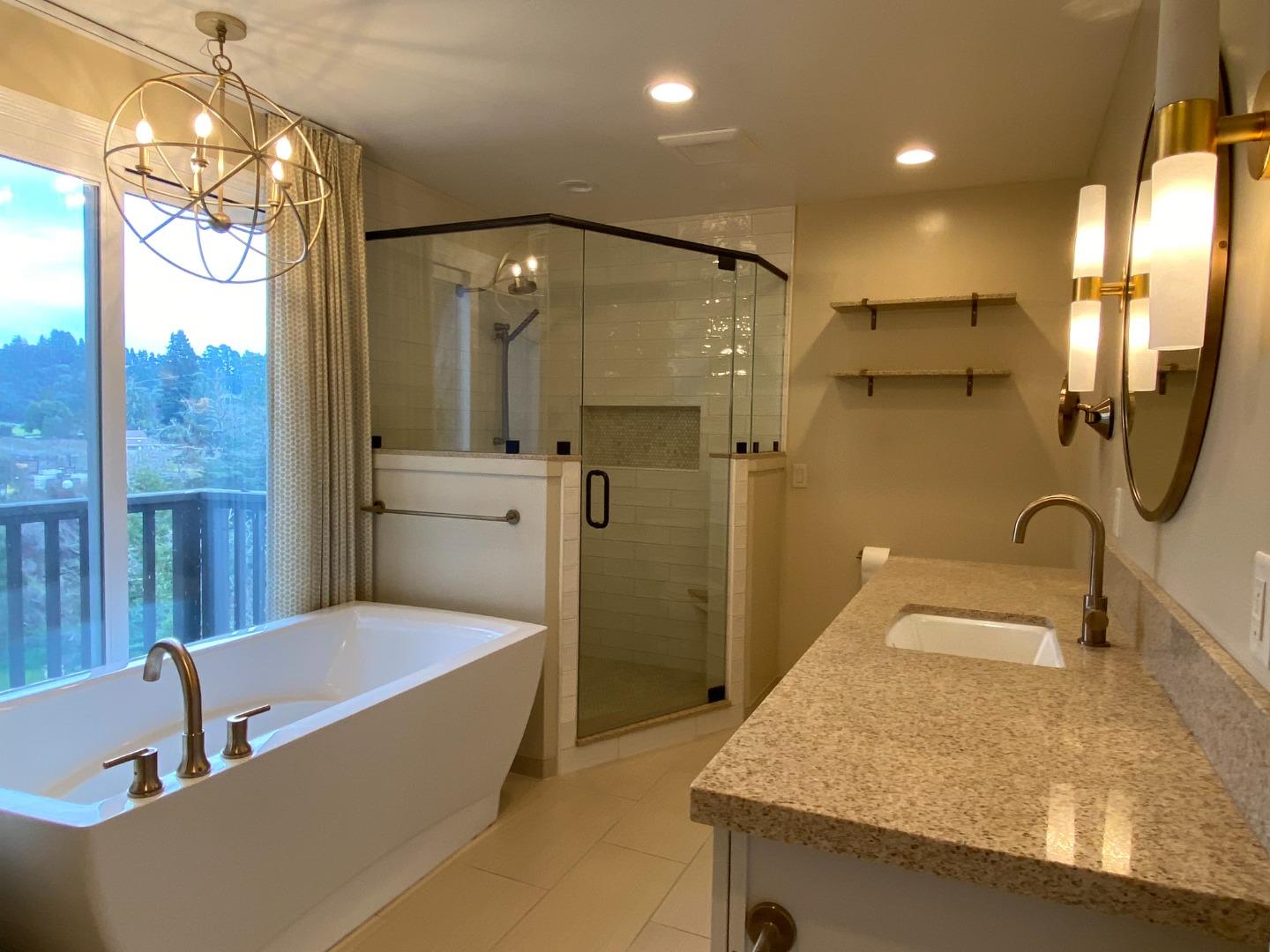 Detail Gallery Image 8 of 22 For 7 via Del Sol, Watsonville,  CA 95076 - 3 Beds | 2 Baths