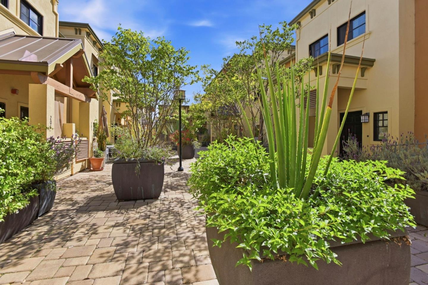 Photo #33: ML82042356 Listing: Photo #33