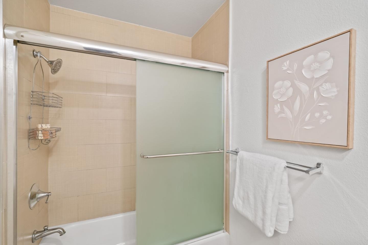 Photo #18: ML82042357 Listing: Photo #18