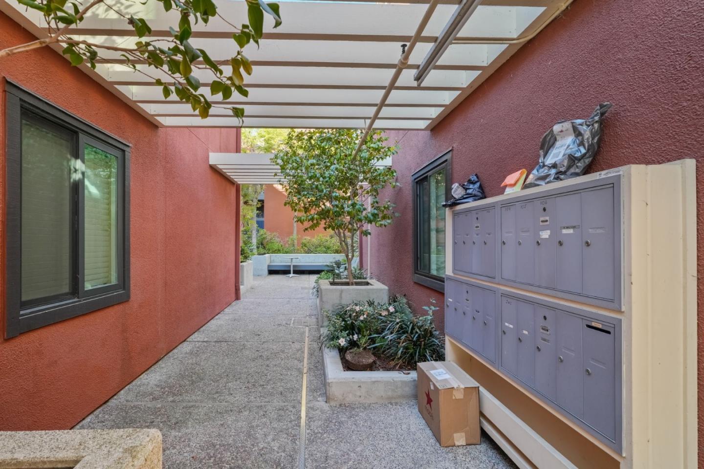 Photo #27: ML82042357 Listing: Photo #27