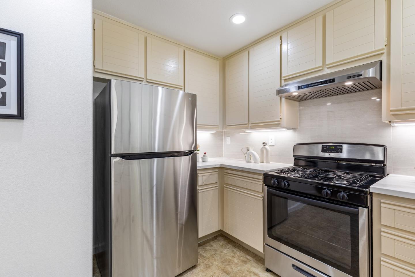 Photo #12: ML82042358 Listing: Photo #12