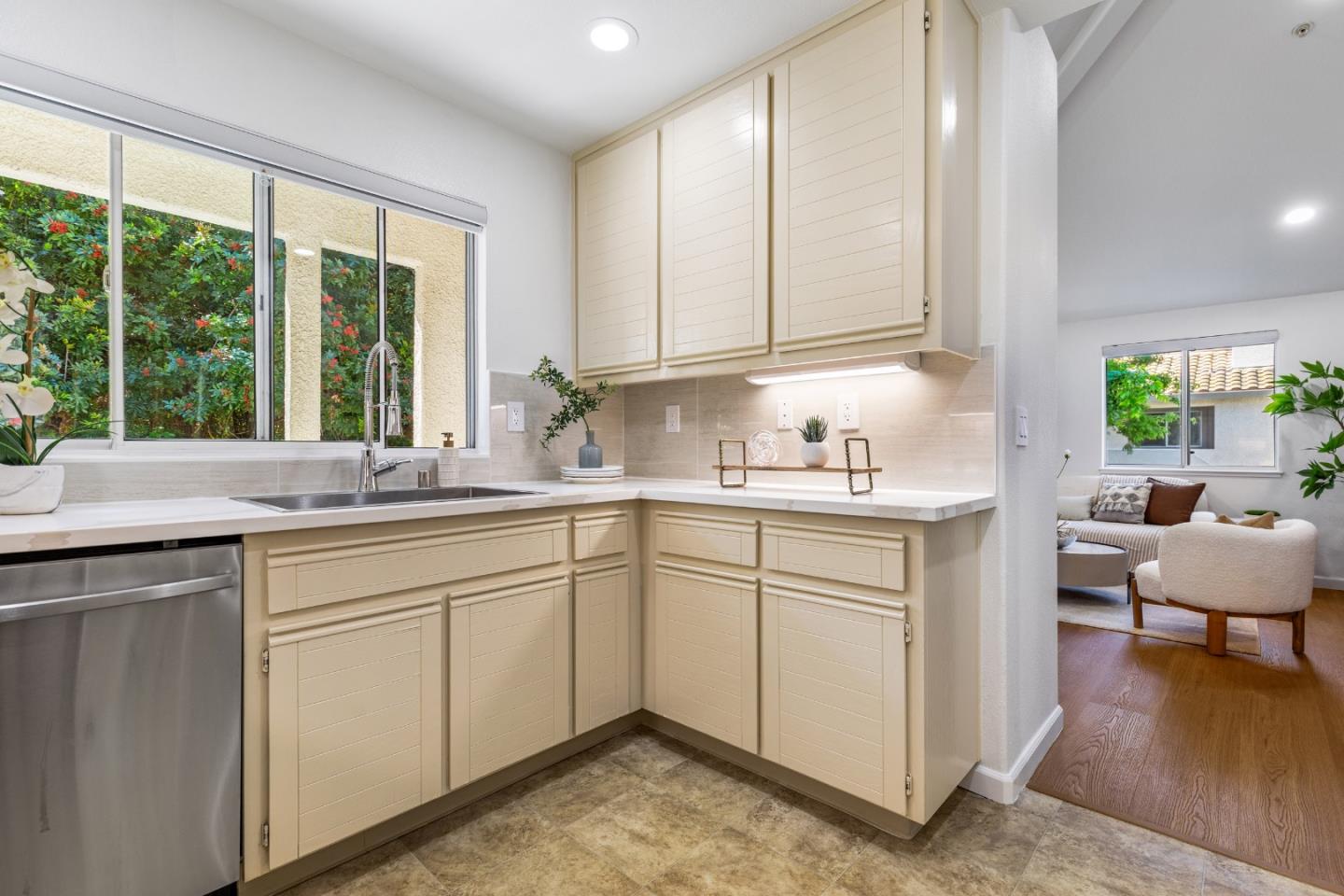 Photo #14: ML82042358 Listing: Photo #14