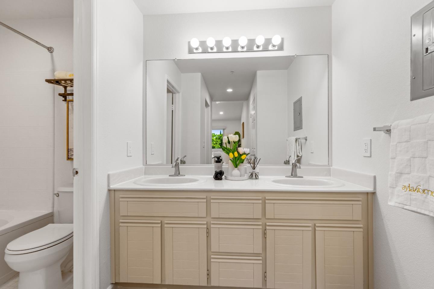 Photo #21: ML82042358 Listing: Photo #21