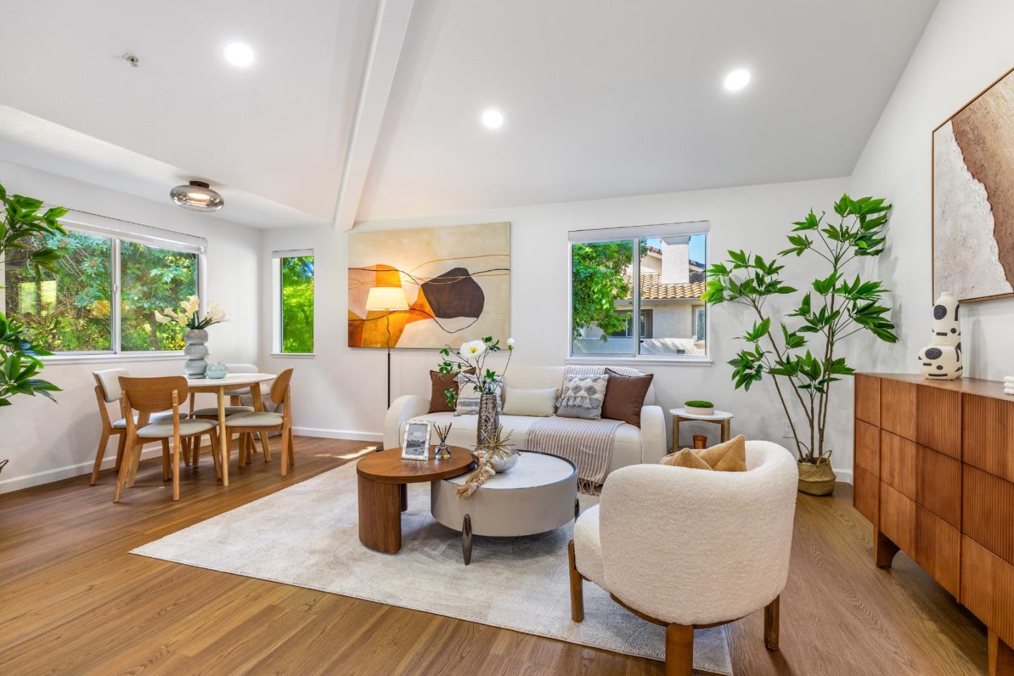 Photo #4: ML82042358 Listing: Photo #4