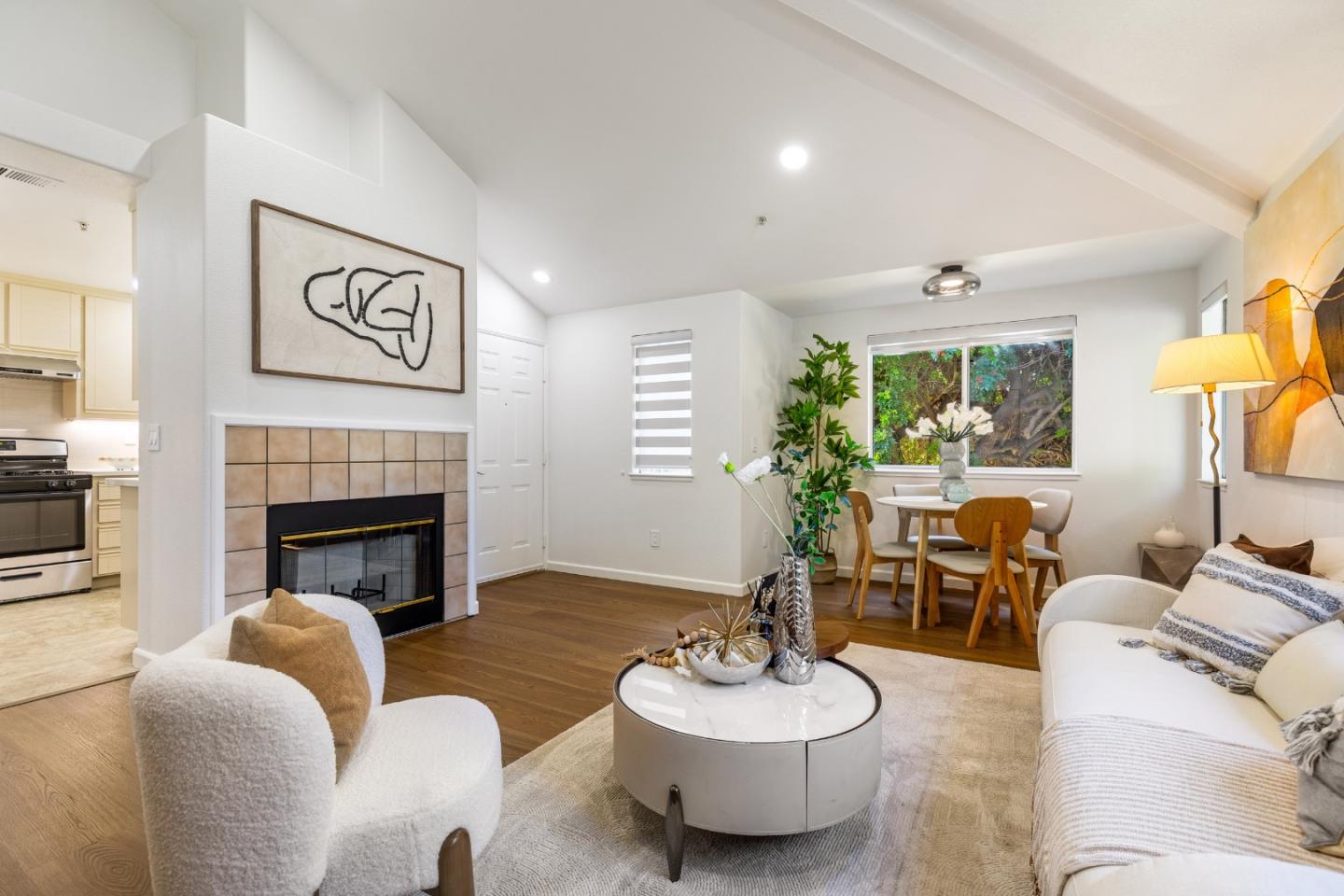 Photo #5: ML82042358 Listing: Photo #5