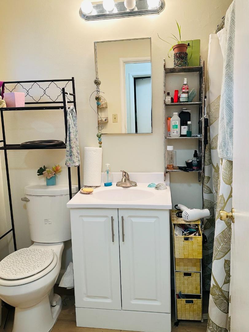 Detail Gallery Image 12 of 19 For 1081 Newhall St, San Jose,  CA 95126 - – Beds | – Baths