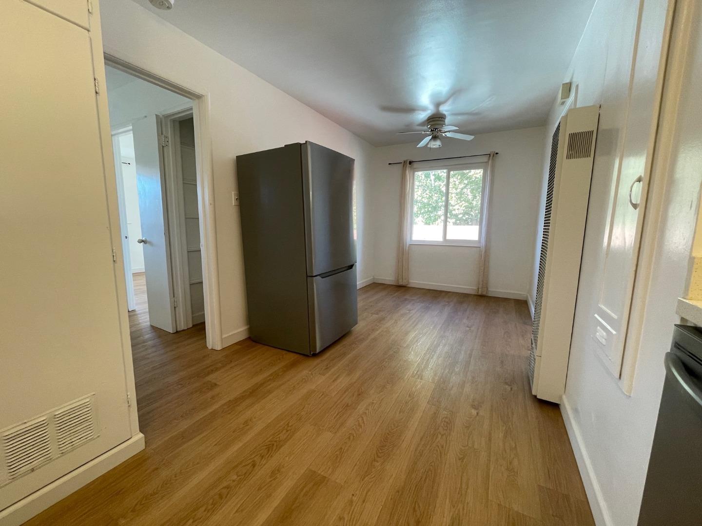 Detail Gallery Image 9 of 19 For 1081 Newhall St, San Jose,  CA 95126 - – Beds | – Baths