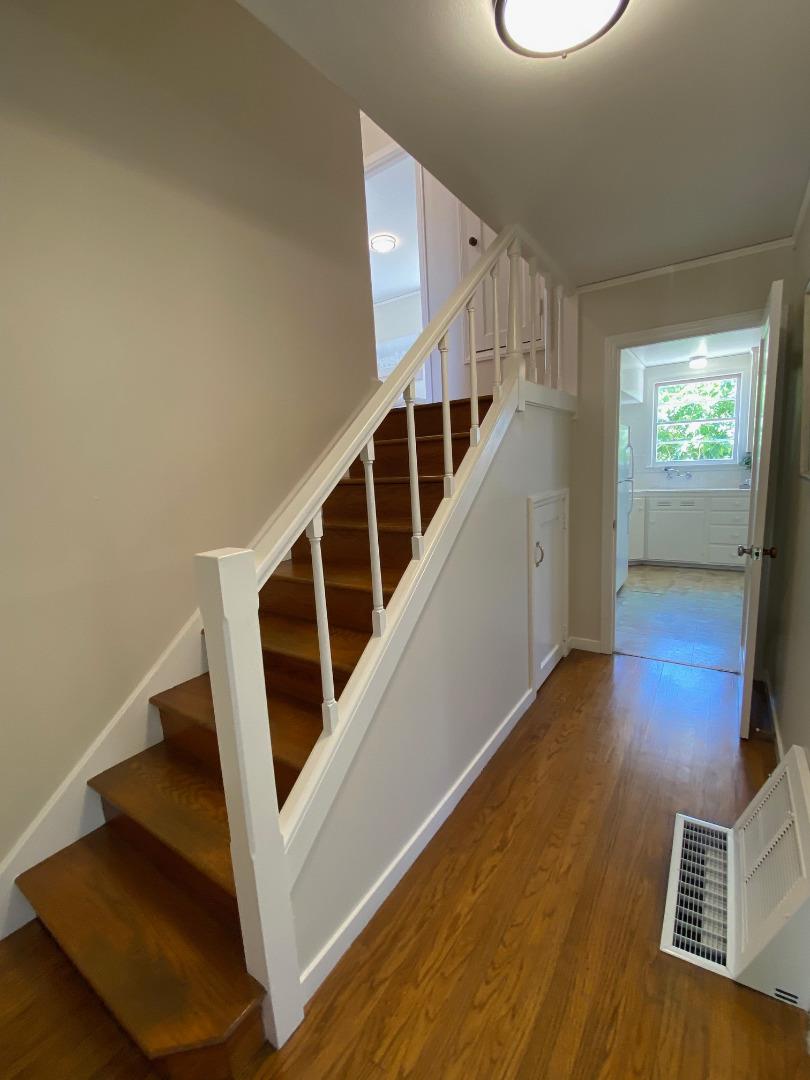 Detail Gallery Image 8 of 45 For 1408 Birch Ave, San Mateo,  CA 94402 - 2 Beds | 1 Baths