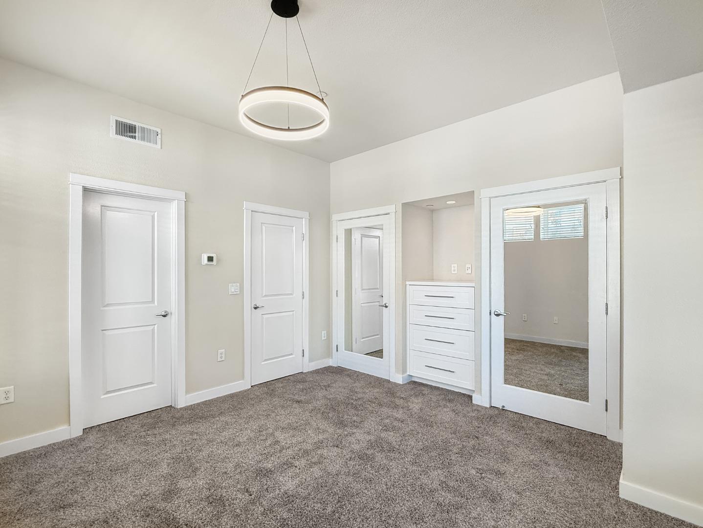 Detail Gallery Image 17 of 39 For 830 Frederick Cmn, San Jose,  CA 95126 - 3 Beds | 2/1 Baths