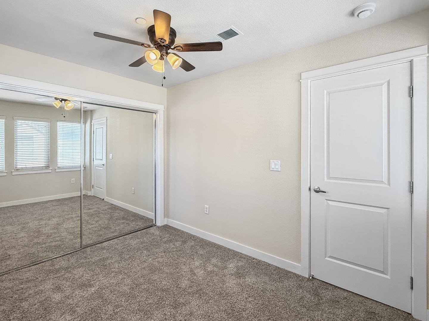 Detail Gallery Image 22 of 39 For 830 Frederick Cmn, San Jose,  CA 95126 - 3 Beds | 2/1 Baths