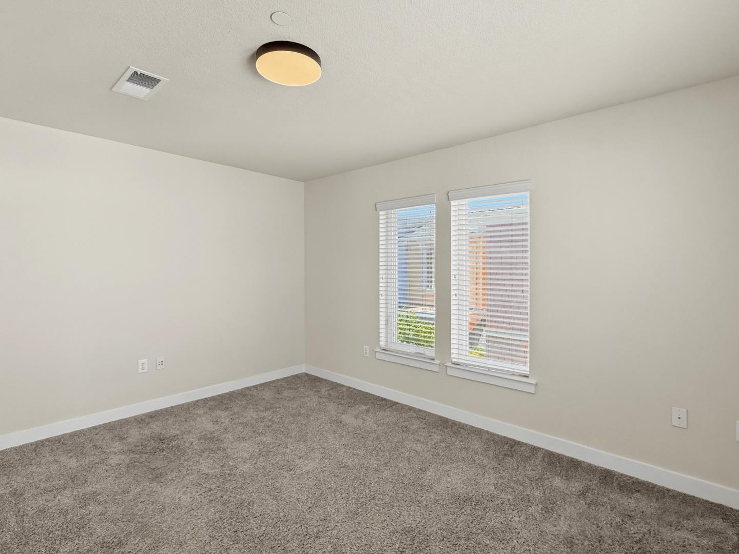 Detail Gallery Image 38 of 39 For 830 Frederick Cmn, San Jose,  CA 95126 - 3 Beds | 2/1 Baths