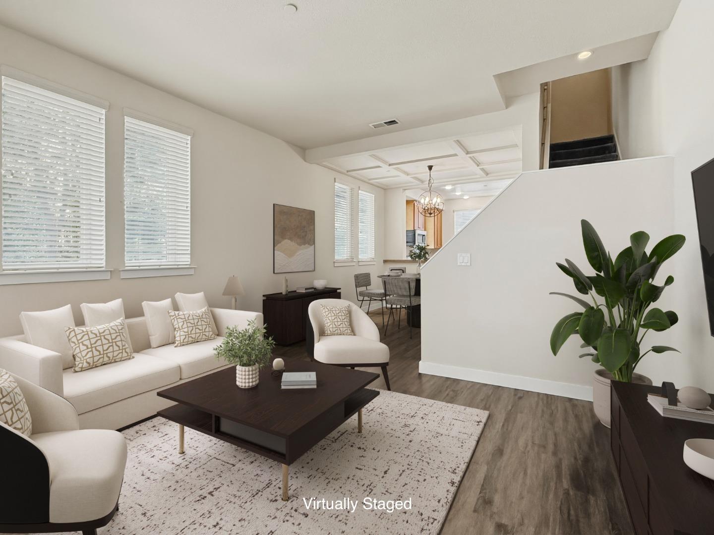 Detail Gallery Image 4 of 39 For 830 Frederick Cmn, San Jose,  CA 95126 - 3 Beds | 2/1 Baths