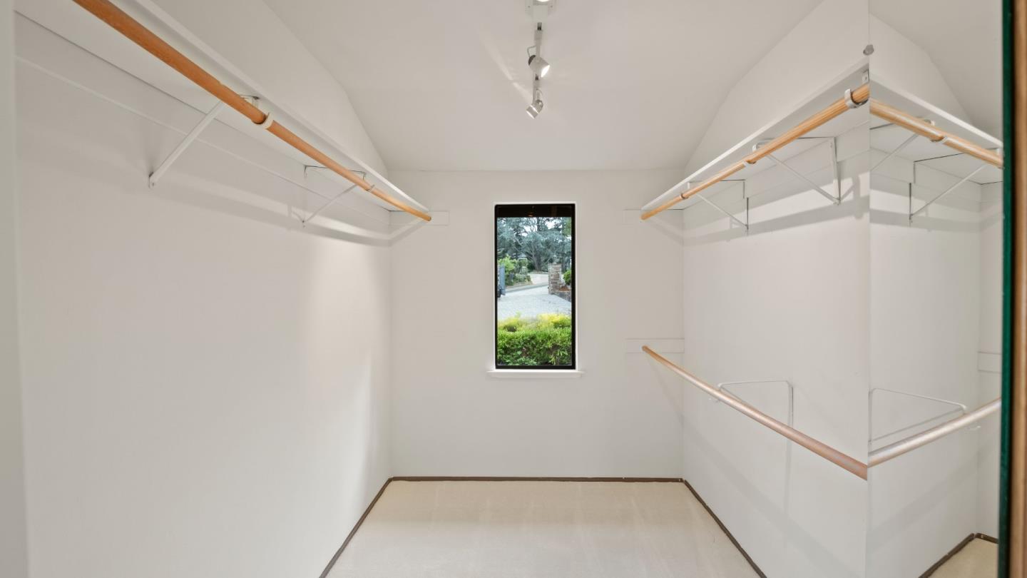 Detail Gallery Image 25 of 61 For 16353 Aztec Ridge Dr, Los Gatos,  CA 95030 - 5 Beds | 5/1 Baths