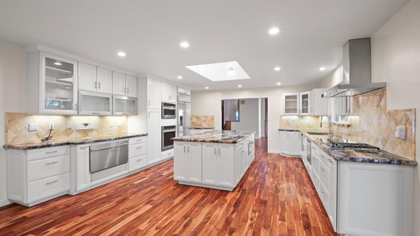 Detail Gallery Image 35 of 61 For 16353 Aztec Ridge Dr, Los Gatos,  CA 95030 - 5 Beds | 5/1 Baths