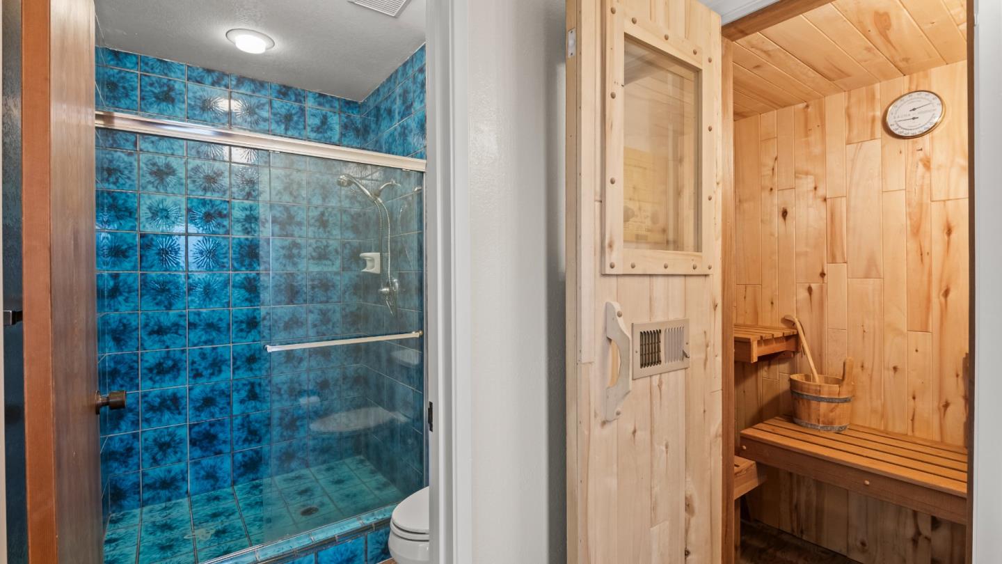 Detail Gallery Image 43 of 61 For 16353 Aztec Ridge Dr, Los Gatos,  CA 95030 - 5 Beds | 5/1 Baths