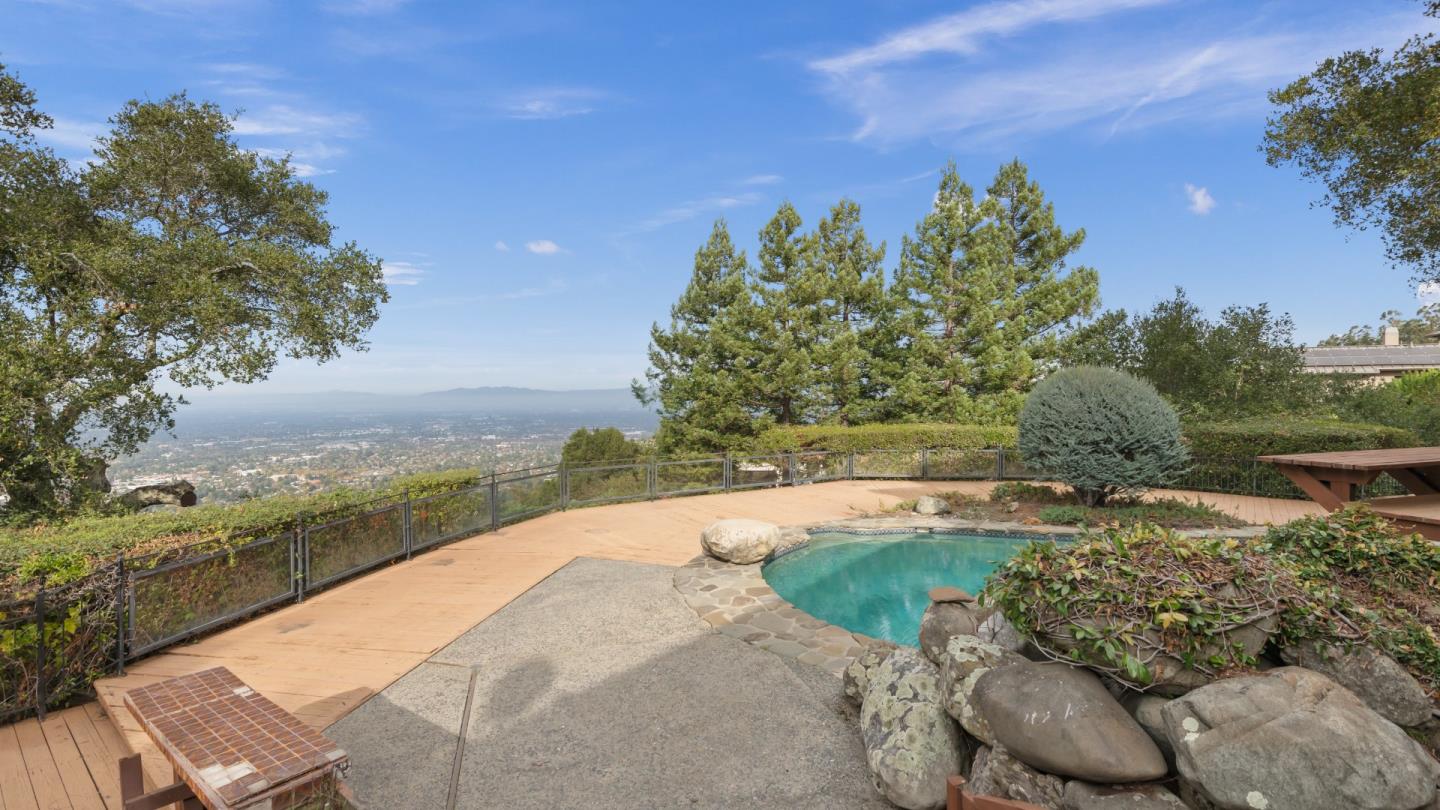 Detail Gallery Image 50 of 61 For 16353 Aztec Ridge Dr, Los Gatos,  CA 95030 - 5 Beds | 5/1 Baths