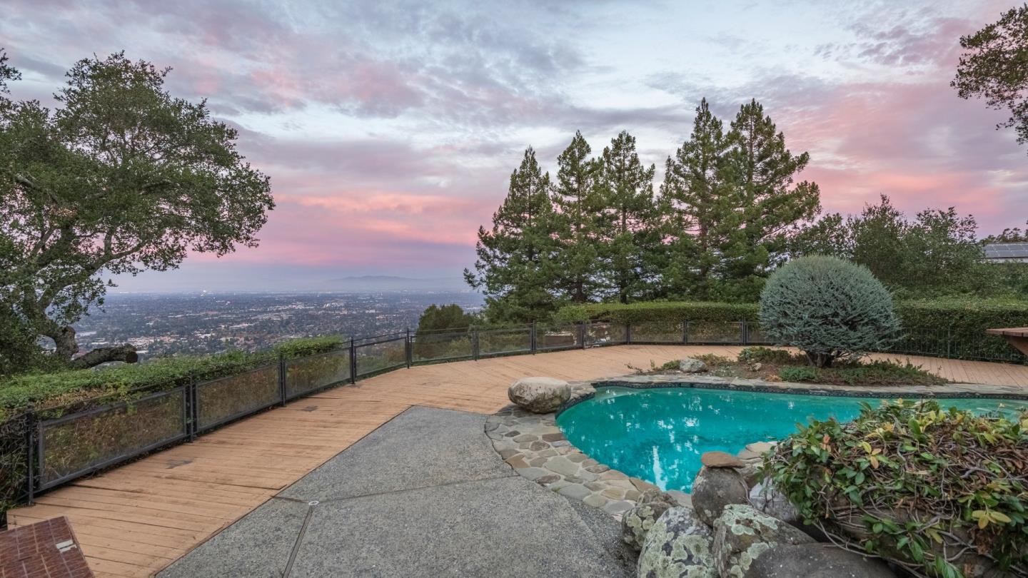 Detail Gallery Image 51 of 61 For 16353 Aztec Ridge Dr, Los Gatos,  CA 95030 - 5 Beds | 5/1 Baths