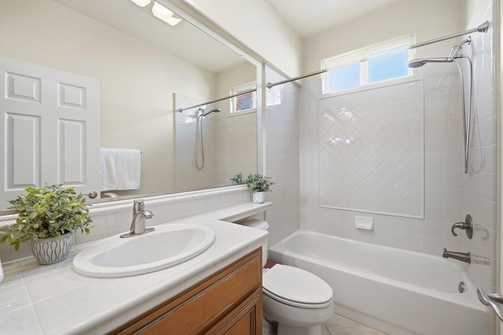 Detail Gallery Image 28 of 35 For 5830 Masoni Pl, Gilroy,  CA 95020 - 4 Beds | 2/1 Baths