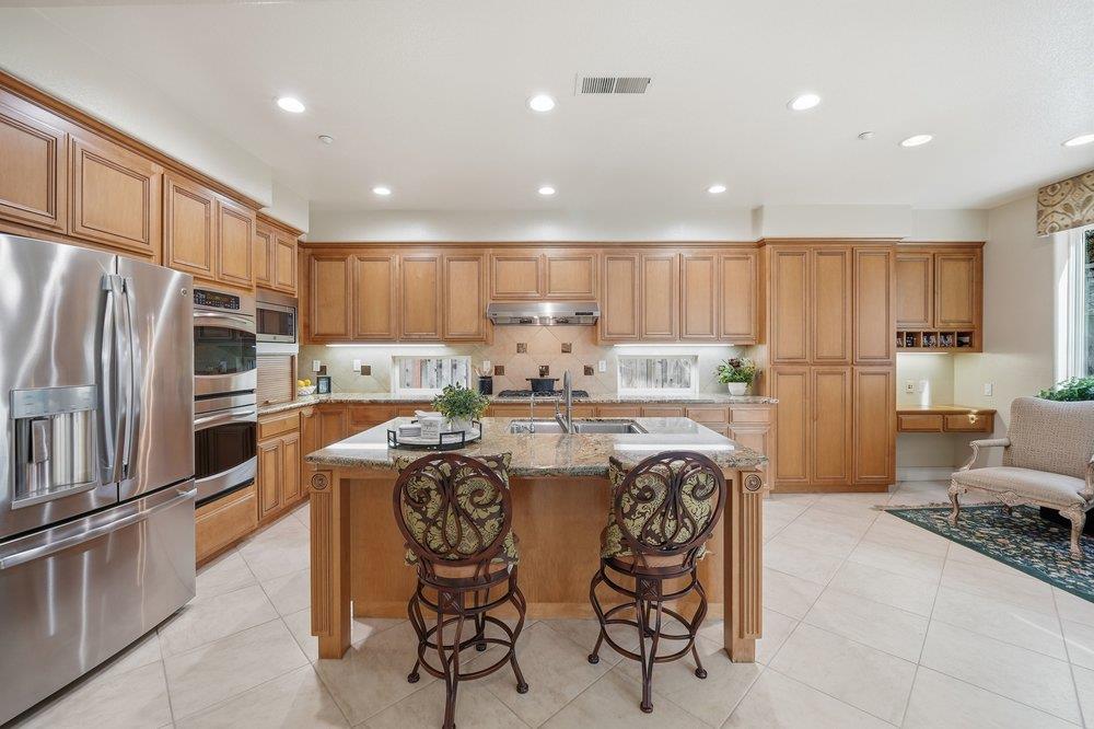 Detail Gallery Image 7 of 35 For 5830 Masoni Pl, Gilroy,  CA 95020 - 4 Beds | 2/1 Baths