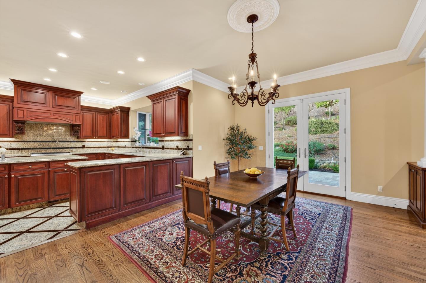 Detail Gallery Image 15 of 90 For 9540 via Del Oro, Gilroy,  CA 95020 - 4 Beds | 4/1 Baths