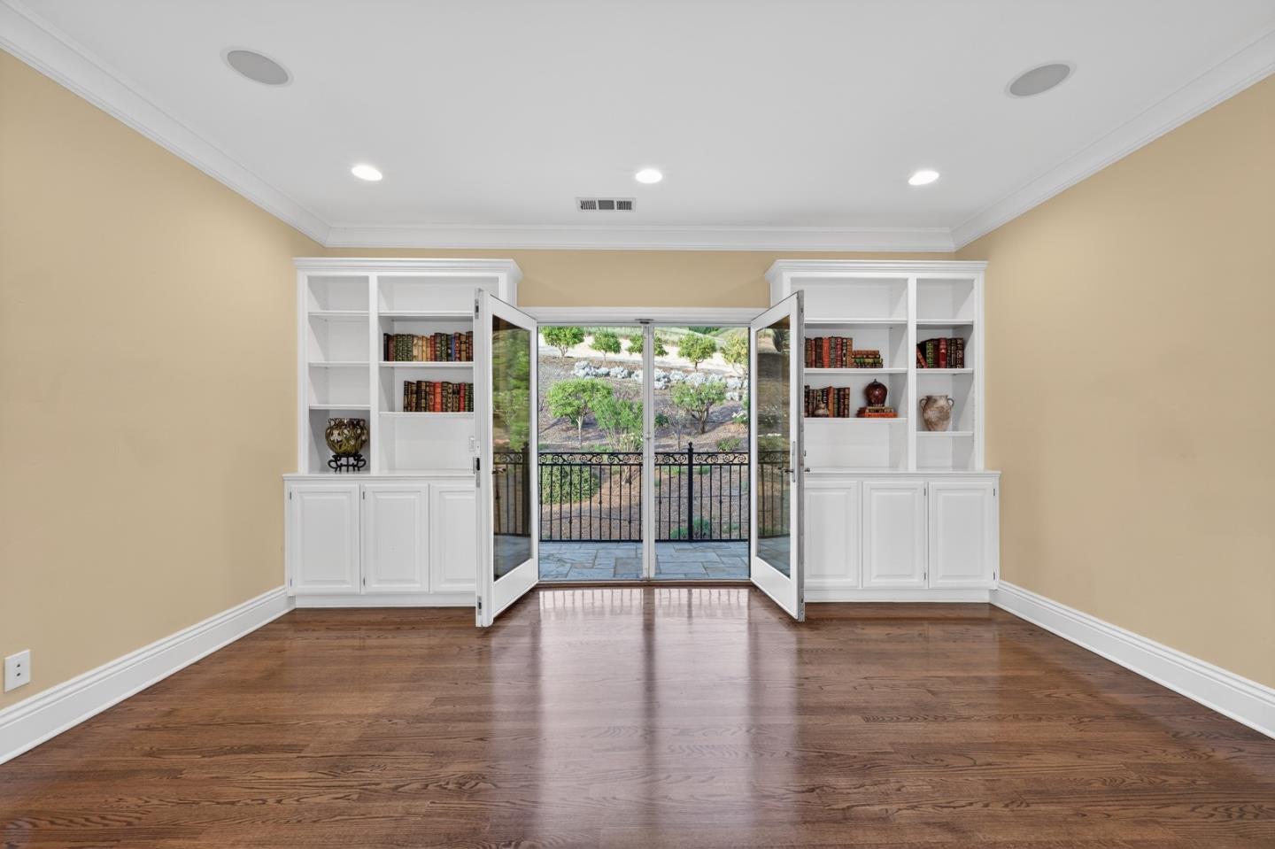 Detail Gallery Image 30 of 90 For 9540 via Del Oro, Gilroy,  CA 95020 - 4 Beds | 4/1 Baths