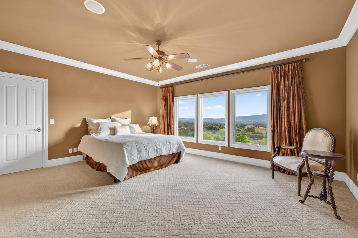 Detail Gallery Image 32 of 90 For 9540 via Del Oro, Gilroy,  CA 95020 - 4 Beds | 4/1 Baths