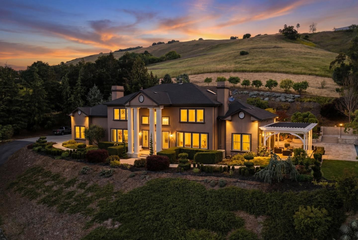 Detail Gallery Image 67 of 90 For 9540 via Del Oro, Gilroy,  CA 95020 - 4 Beds | 4/1 Baths