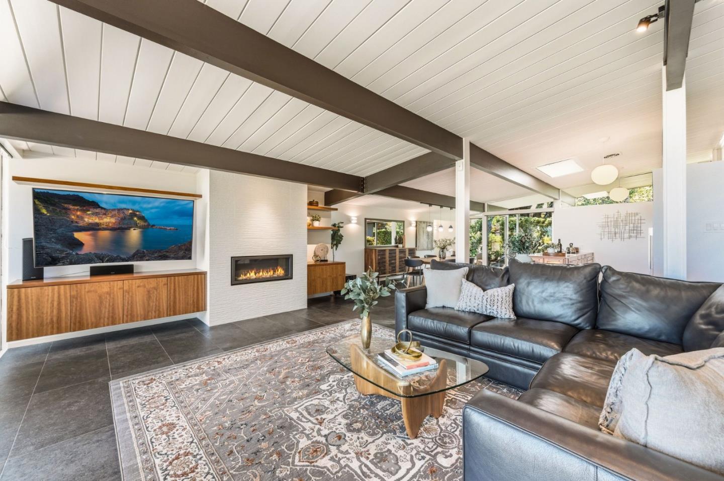 Detail Gallery Image 18 of 49 For 2027 New Brunswick Dr, San Mateo,  CA 94402 - 4 Beds | 2 Baths