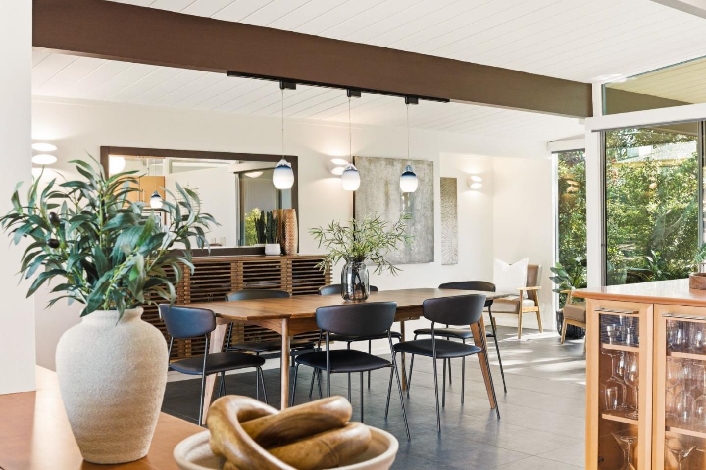 Detail Gallery Image 19 of 49 For 2027 New Brunswick Dr, San Mateo,  CA 94402 - 4 Beds | 2 Baths