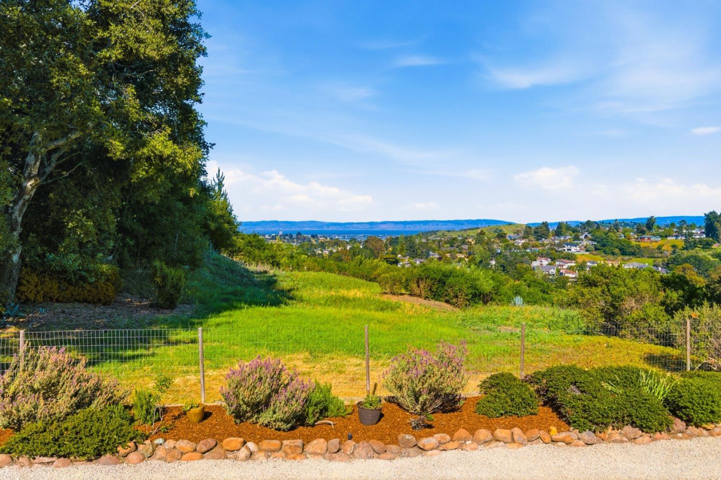 Detail Gallery Image 2 of 49 For 2027 New Brunswick Dr, San Mateo,  CA 94402 - 4 Beds | 2 Baths