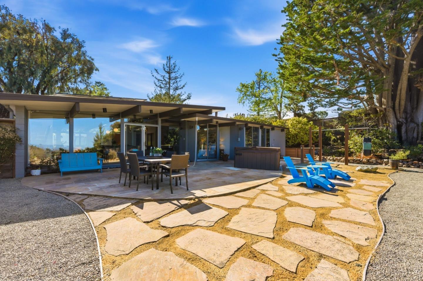 Detail Gallery Image 36 of 49 For 2027 New Brunswick Dr, San Mateo,  CA 94402 - 4 Beds | 2 Baths