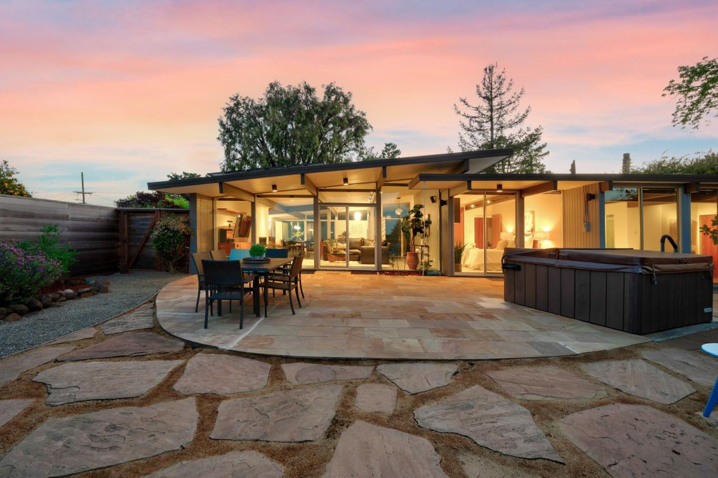 Detail Gallery Image 44 of 49 For 2027 New Brunswick Dr, San Mateo,  CA 94402 - 4 Beds | 2 Baths