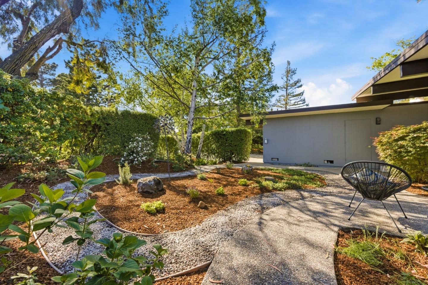 Detail Gallery Image 7 of 49 For 2027 New Brunswick Dr, San Mateo,  CA 94402 - 4 Beds | 2 Baths