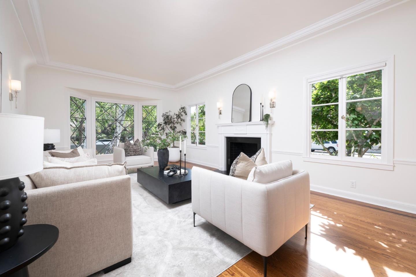 Detail Gallery Image 12 of 64 For 1120 Palm Ave, San Mateo,  CA 94401 - 4 Beds | 3 Baths