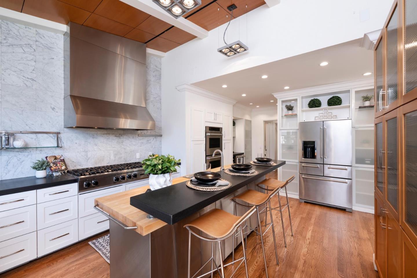 Detail Gallery Image 21 of 64 For 1120 Palm Ave, San Mateo,  CA 94401 - 4 Beds | 3 Baths