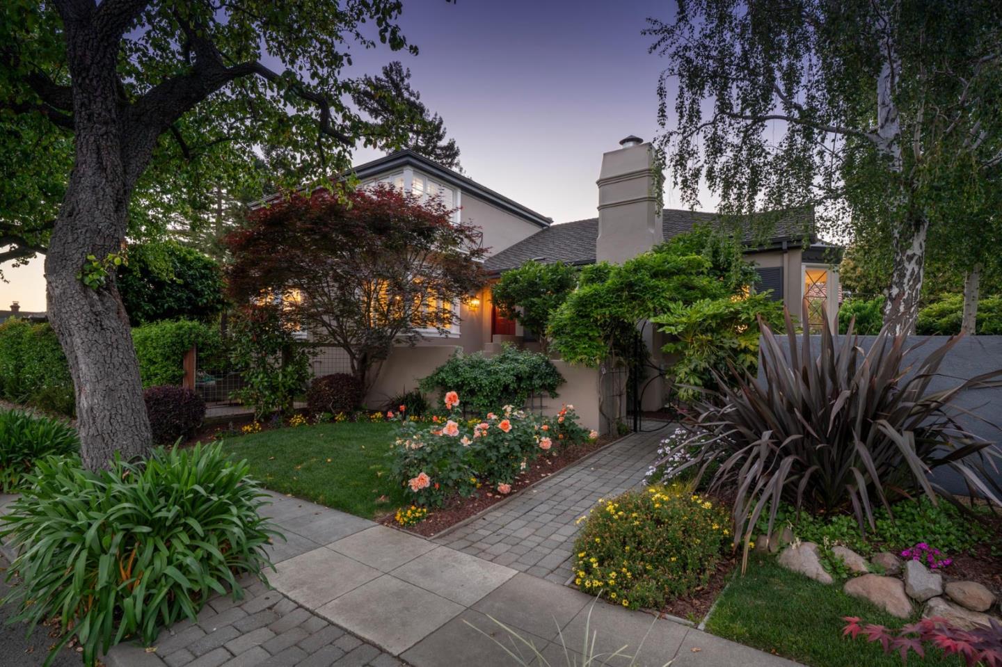 Detail Gallery Image 3 of 64 For 1120 Palm Ave, San Mateo,  CA 94401 - 4 Beds | 3 Baths