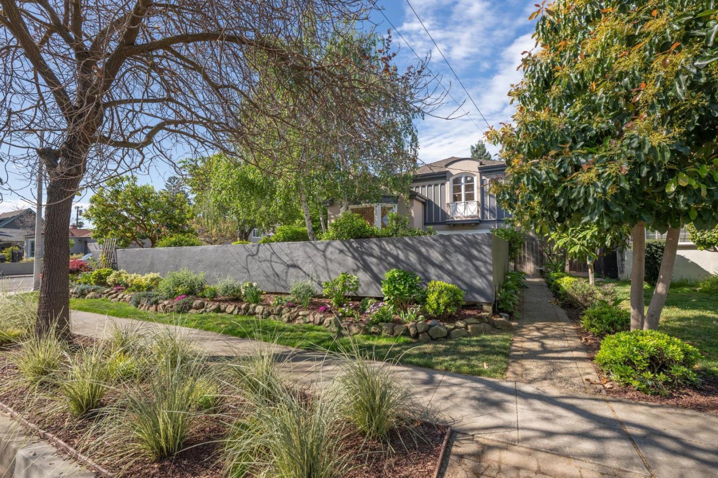 Detail Gallery Image 7 of 64 For 1120 Palm Ave, San Mateo,  CA 94401 - 4 Beds | 3 Baths