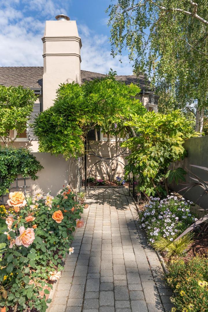 Detail Gallery Image 8 of 64 For 1120 Palm Ave, San Mateo,  CA 94401 - 4 Beds | 3 Baths