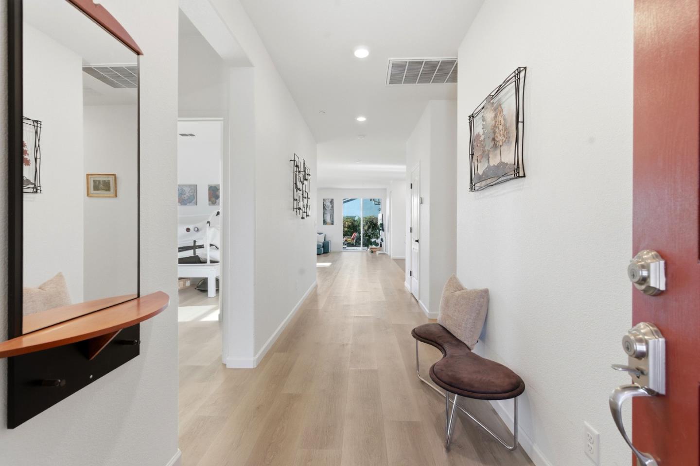 Detail Gallery Image 2 of 30 For 1920 Dylan St, Hollister,  CA 95023 - 4 Beds | 2 Baths